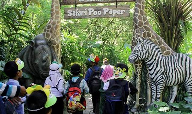 Kebun Binatang dan Taman Bermain Omnia Bali