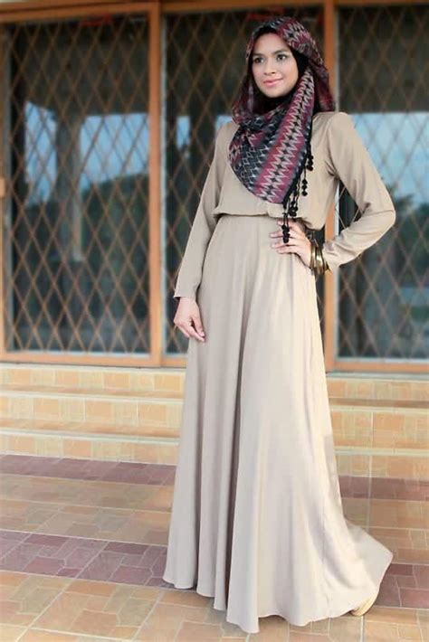 Maxi Dress with Hijab
