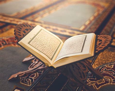 Membaca Al-Qur'an