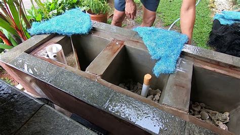 Membersihkan Filter Kolam