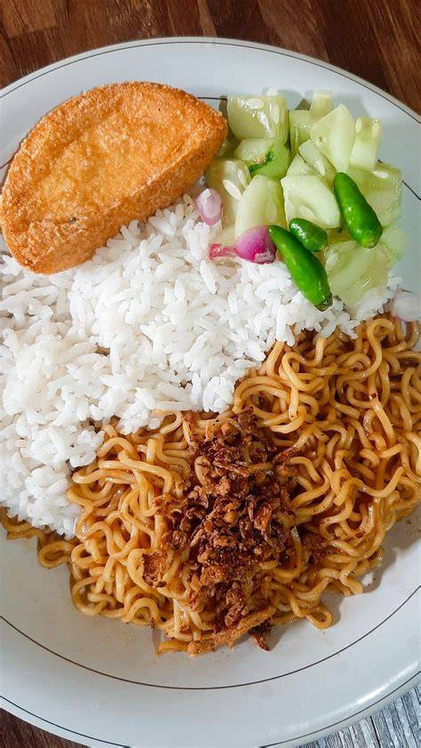 Nasi atau Mie