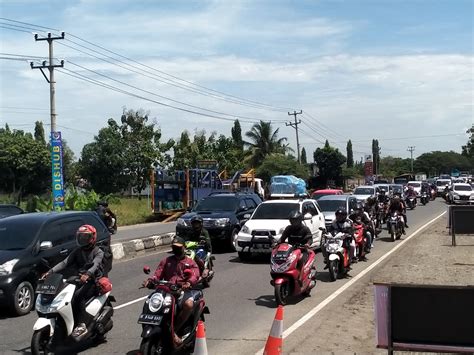 Modernisasi jalan raya pantura Indramayu