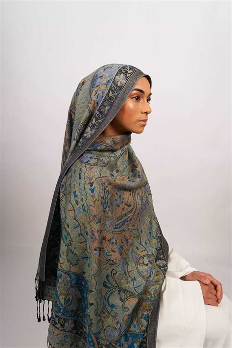 Pashmina Hijab Stains