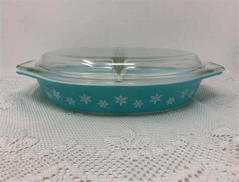 Pyrex Snowflake Pattern