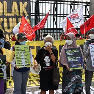 Risiko mensifatkan seks prioritas utama Indonesia
