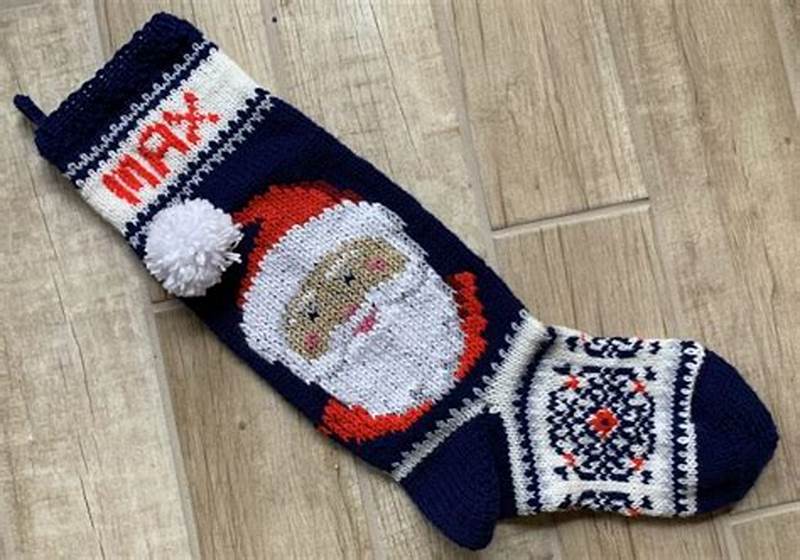 Santa Stocking Knitting Pattern