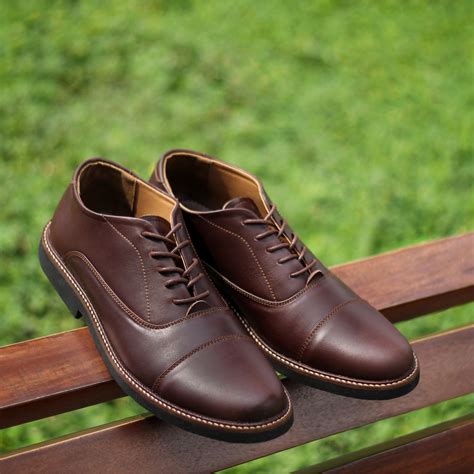 Sepatu Kulit