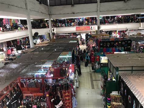 Shopping in Padang
