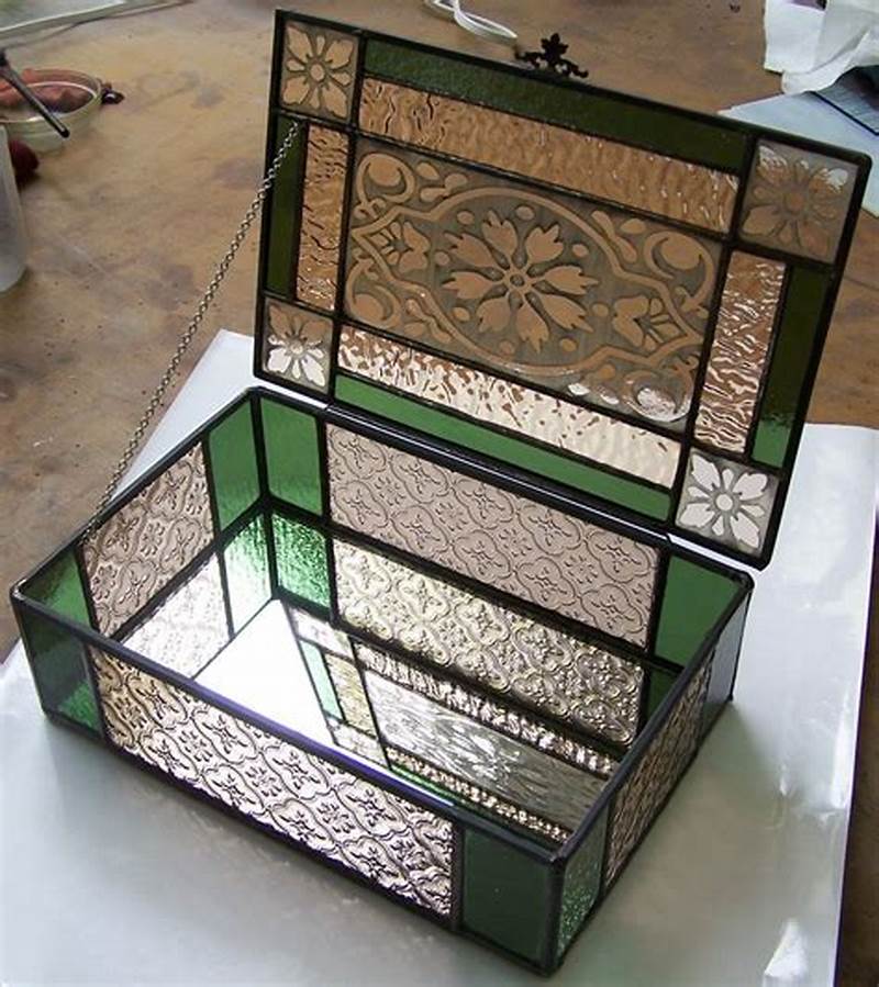 Stained Glass Box Pattern