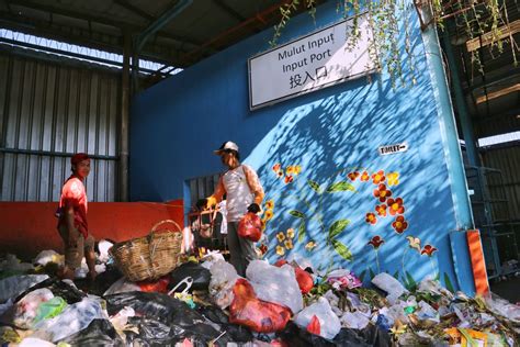 Pengelolaan Sampah di Surabaya