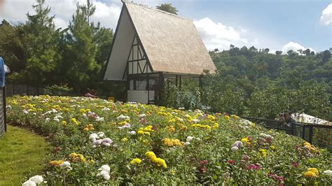 Taman Bunga Farmhouse Lembang
