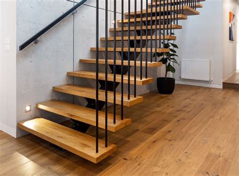 tangga minimalis kayu