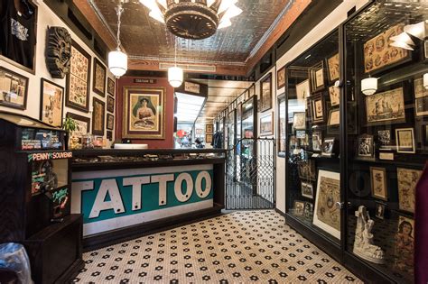 Tattoo Shop Accent Lighting