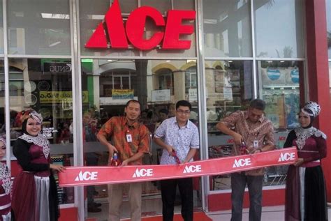 Toko Ace Hardware di Bandung
