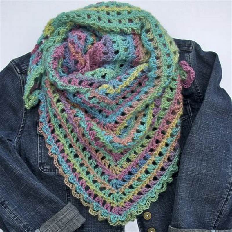 Triangular Crochet Scarf Pattern