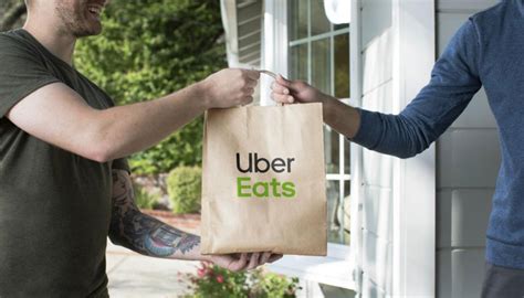 Uber Eats driver receiving bonus