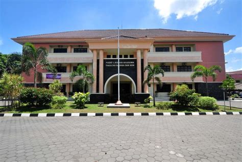 Universitas di Jogja