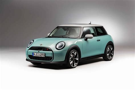 Who Makes Mini Cooper Cars