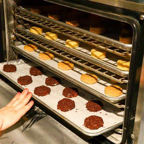 Why Convection Ovens Handle Multiple Baking Sheets