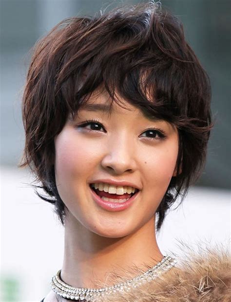 asian short haircut for round face