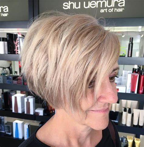 asymmetrical short haircuts for over 60