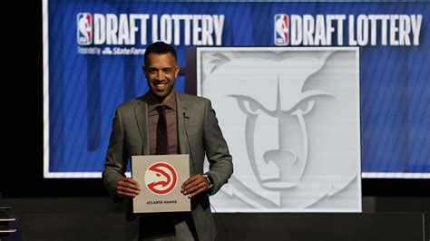 atlanta hawks gm landry fields fired