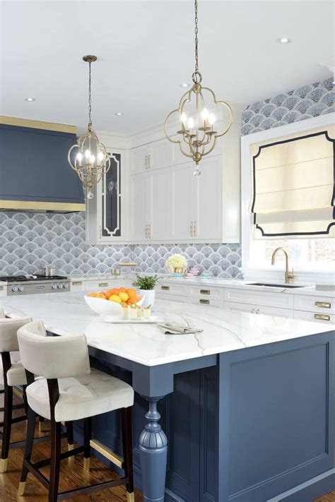 backsplash for blue cabinets