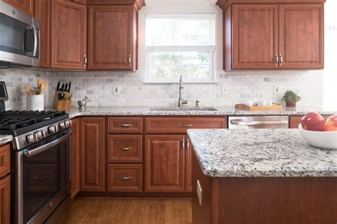 backsplash ideas with cherry cabinets