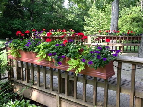 balcony railing planter