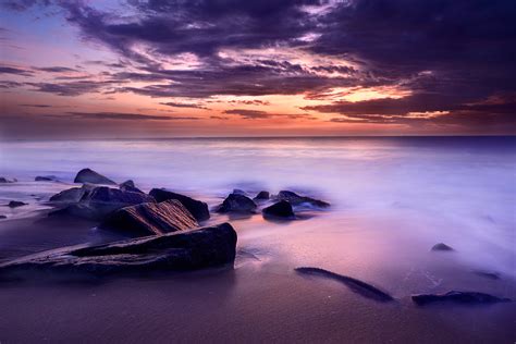 Komposisi Fotografi Pantai
