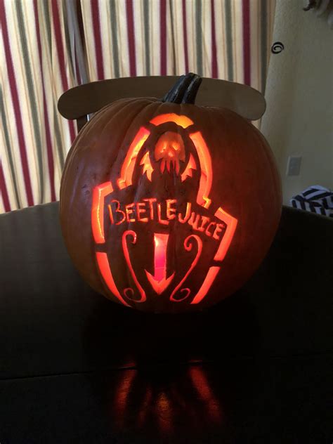 beetlejuice pumpkin carving