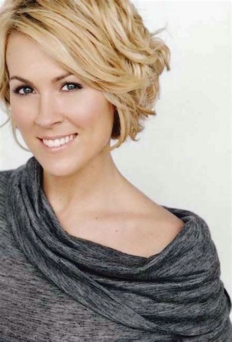 best short haircuts for women with long faces