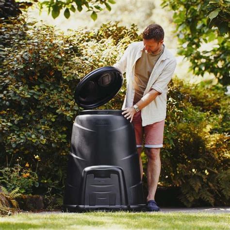 black compost bin