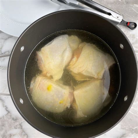 boiling chicken thighs with bone