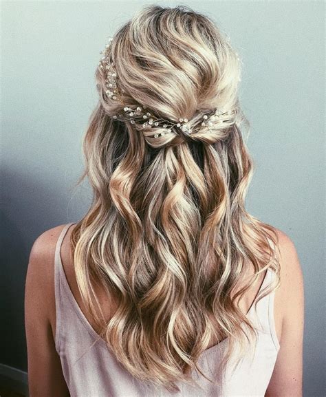 bridal hairstyles for long hair half up half down