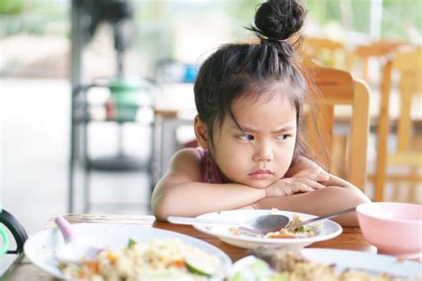 cara mengatasi anak tidak mau makan