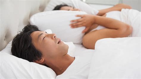 cara mengatasi dengkuran saat tidur