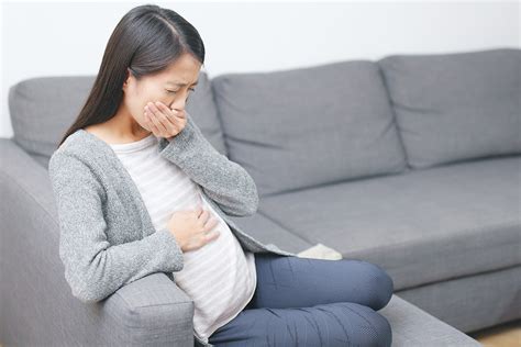 cara mengatasi lemas saat hamil muda
