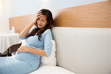 cara mengatasi sakit kepala ibu hamil 