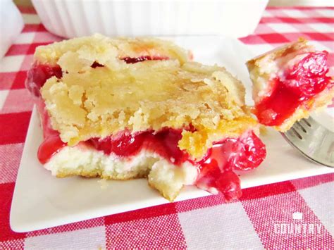 cherry cheesecake cobbler