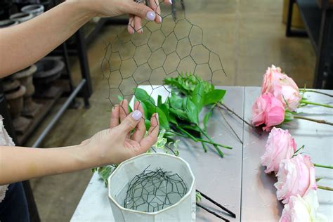 chicken wire floral arrangements