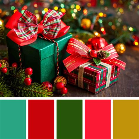 Christmas Colors BEDECOR Free Coloring Picture wallpaper give a chance to color on the wall without getting in trouble! Fill the walls of your home or office with stress-relieving [bedroomdecorz.blogspot.com]