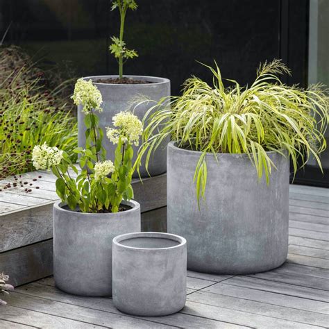 concrete plant pots