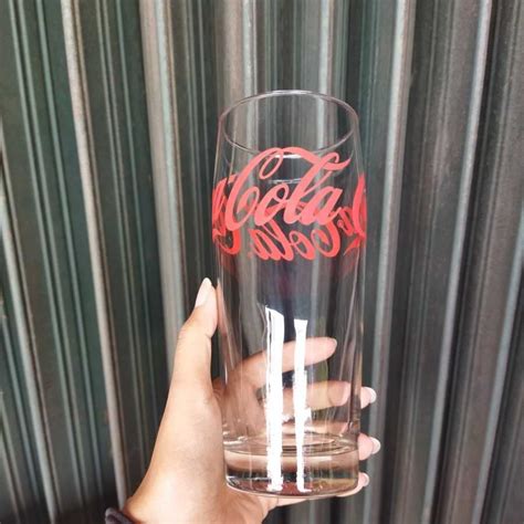contoh alternatif pengganti coca cola gelas plastik