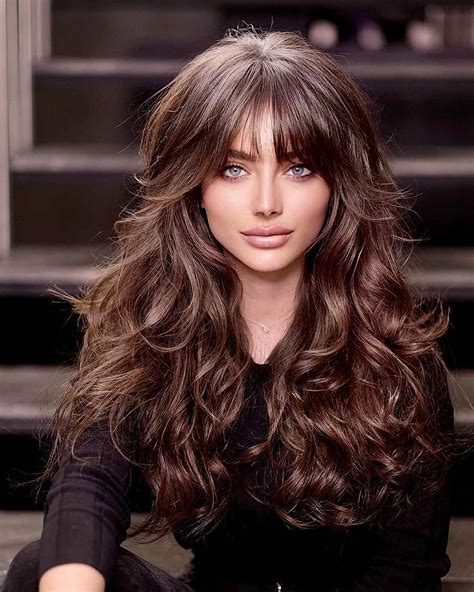 cutting feathered bangs