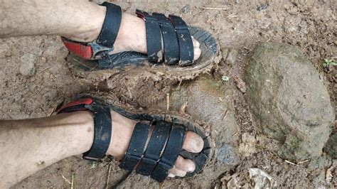 dirt sandals