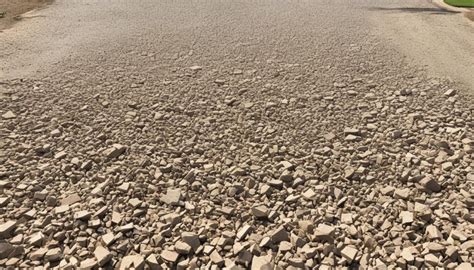 disadvantages of decomposed granite