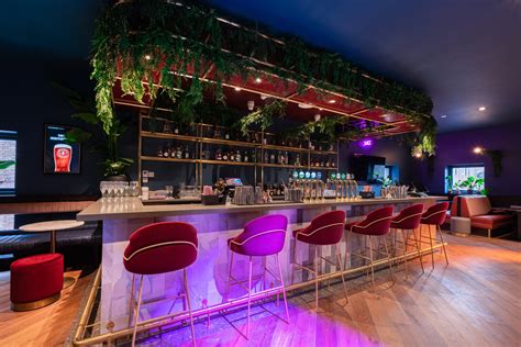 Empty Hyde Bar