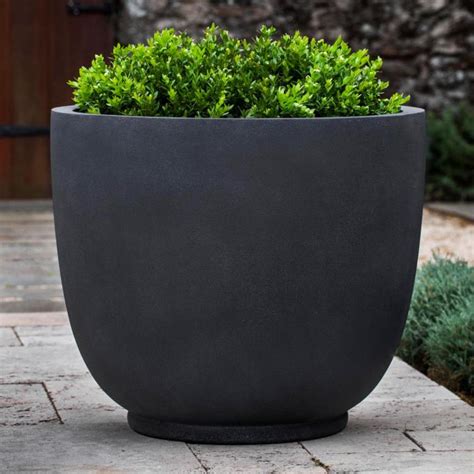extra large outdoor pots