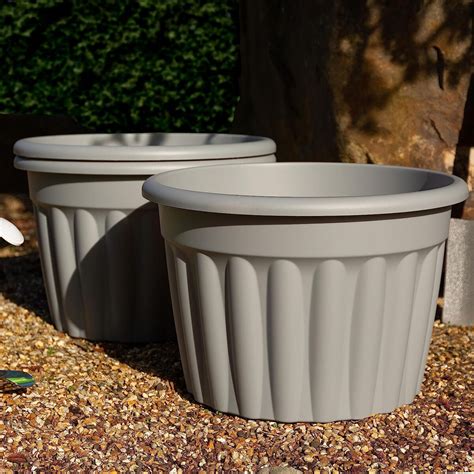 extra large plastic plant pots